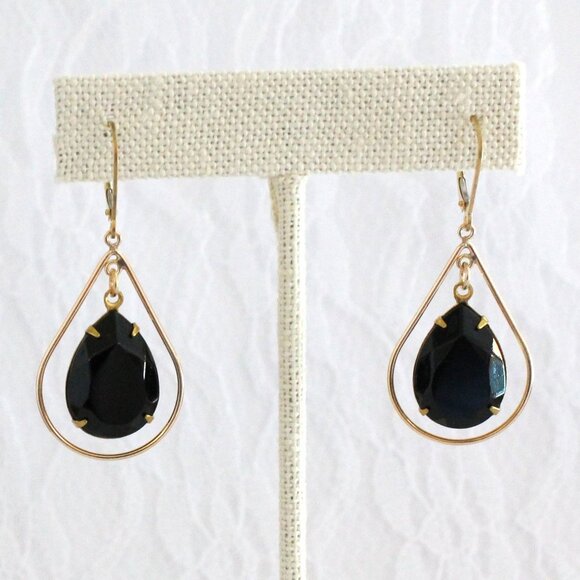 Vintage Rhinestone Earrings, Black Teardrop Earrings, Gold Fill Leverbac… - Picture 5 of 9